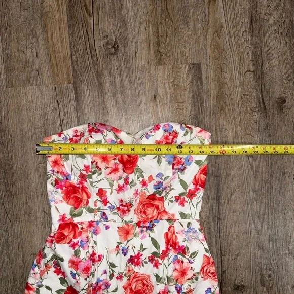 Alya • Strapless Floral Princess Neckline Midi Dress - Picture 6 of 16